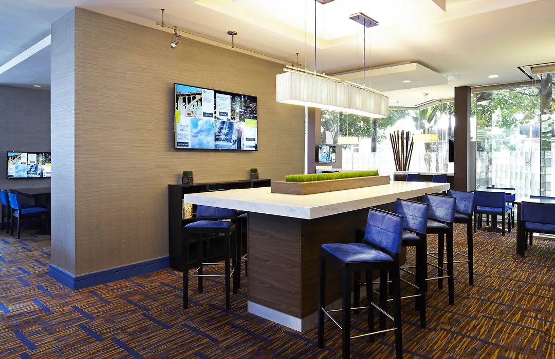 Courtyard By Marriott Los Angeles Lax / Century Boulevard-1